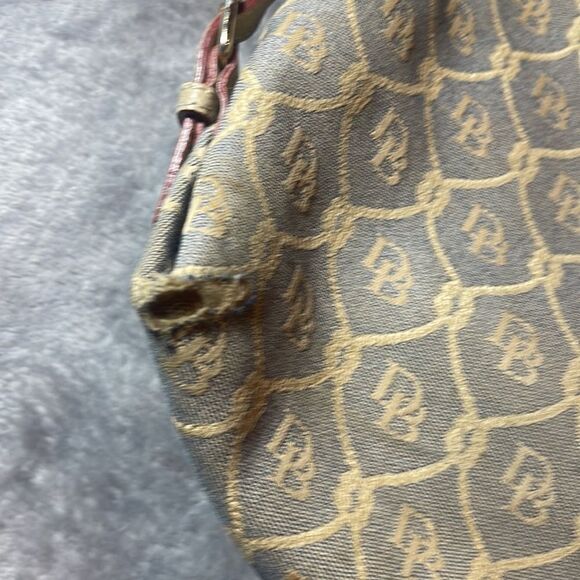 Dooney & Bourke purse - Picture 4 of 14